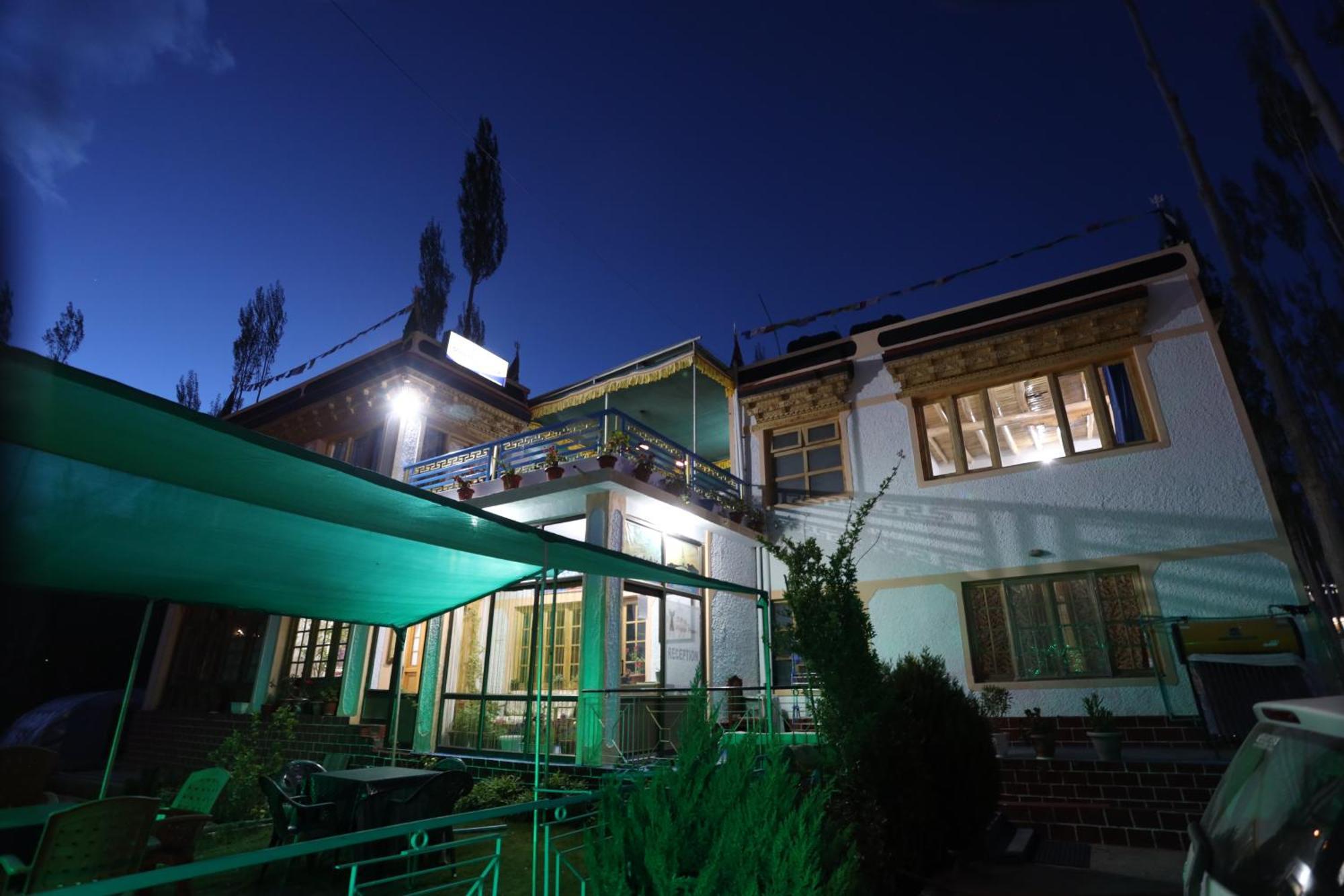 Odbar Guest House Best Guest House At Leh Ladakh Luaran gambar